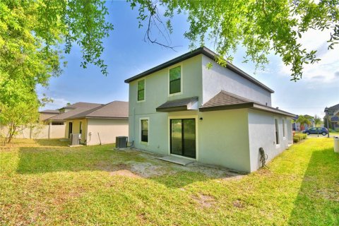 House in Lakeland, Florida 5 bedrooms, 217.02 sq.m. № 1659552 - photo 3