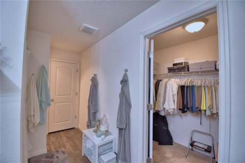House in Lakeland, Florida 5 bedrooms, 217.02 sq.m. № 1659552 - photo 22
