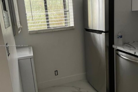 Copropriété à louer à Pompano Beach, Floride: 2 chambres, 81.75 m2 № 1927797 - photo 14