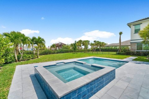 Casa en venta en Palm Beach Gardens, Florida, 5 dormitorios, 333.98 m2 № 2383282 - foto 4