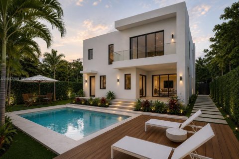 Villa ou maison à vendre à Miami, Floride: 5 chambres, 298.87 m2 № 2150413 - photo 2