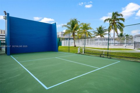 Copropriété à louer à Miami, Floride: 2 chambres, 69.68 m2 № 1952667 - photo 16