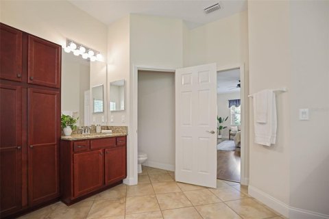 House in Wesley Chapel, Florida 4 bedrooms, 247.58 sq.m. № 1918532 - photo 29