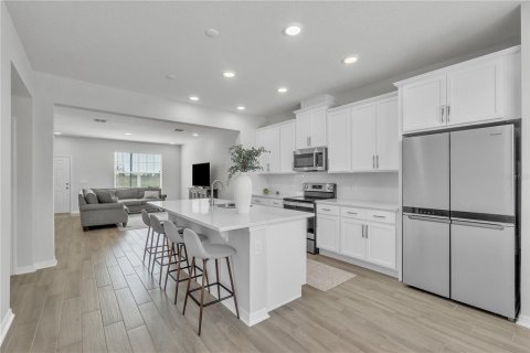 Townhouse in Winter Garden, Florida 3 bedrooms, 156.82 sq.m. № 1742869 - photo 9