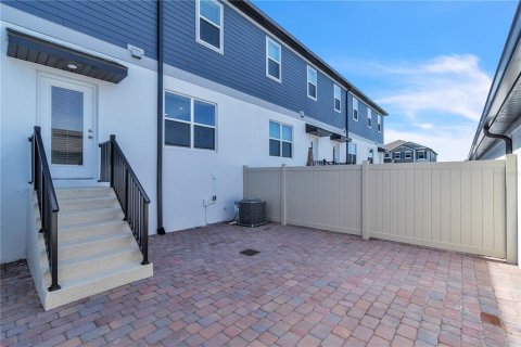 Townhouse in Winter Garden, Florida 3 bedrooms, 156.82 sq.m. № 1742869 - photo 28