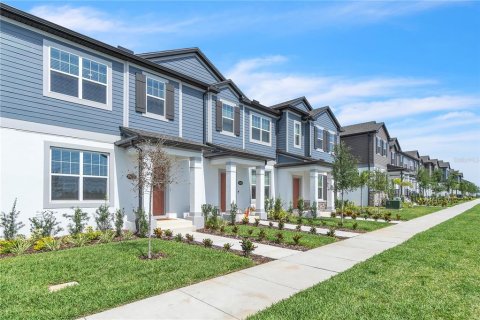 Townhouse in Winter Garden, Florida 3 bedrooms, 156.82 sq.m. № 1742869 - photo 3
