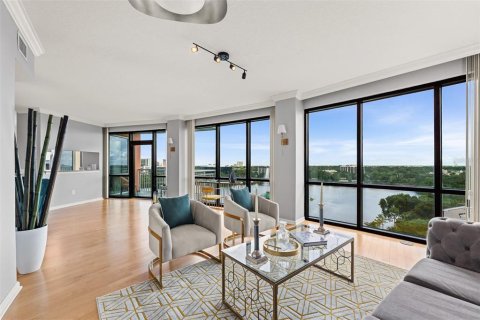Condominio en alquiler en Orlando, Florida, 3 dormitorios, 179.49 m2 № 2351853 - foto 12