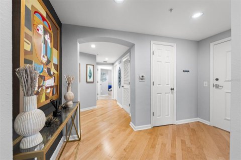 Condominio en alquiler en Orlando, Florida, 3 dormitorios, 179.49 m2 № 2351853 - foto 4