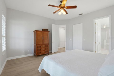 House in Palm Coast, Florida 3 bedrooms, 262.91 sq.m. № 2139968 - photo 16