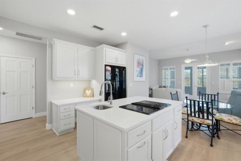House in Palm Coast, Florida 3 bedrooms, 262.91 sq.m. № 2139968 - photo 14