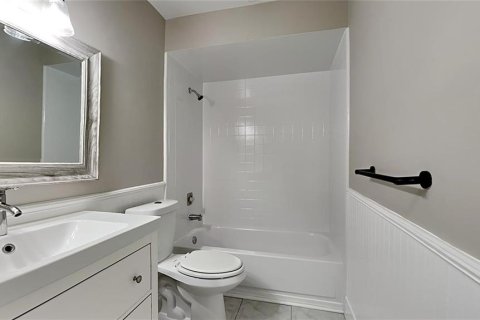 House in Casselberry, Florida 3 bedrooms, 116.69 sq.m. № 1886990 - photo 5