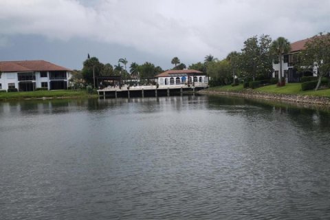 Copropriété à vendre à Stuart, Floride: 2 chambres, 105.44 m2 № 2413058 - photo 2