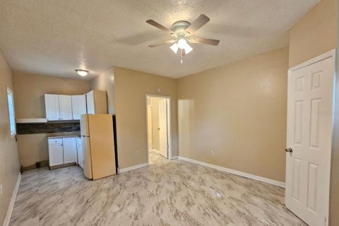 Apartment in Tampa, Florida 2 rooms, 31.22 sq.m. № 2272955 - photo 4