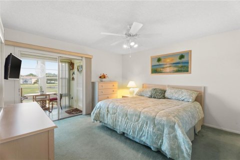 Condo in Vero Beach, Florida, 2 bedrooms № 2181966 - photo 9