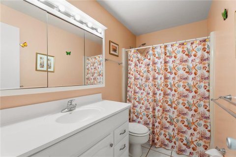 Condo in Vero Beach, Florida, 2 bedrooms № 2181966 - photo 15