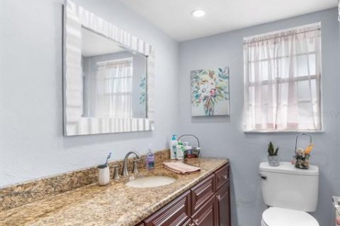 House in Bradenton, Florida 3 bedrooms, 136.75 sq.m. № 1886846 - photo 9