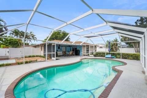 House in Bradenton, Florida 3 bedrooms, 136.75 sq.m. № 1886846 - photo 3