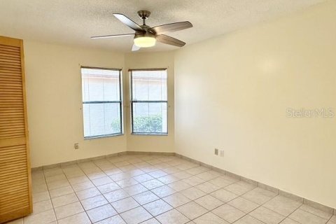 Villa ou maison à louer à Orlando, Floride: 3 chambres, 141.68 m2 № 2148958 - photo 20