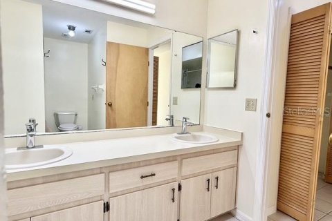 Villa ou maison à louer à Orlando, Floride: 3 chambres, 141.68 m2 № 2148958 - photo 18