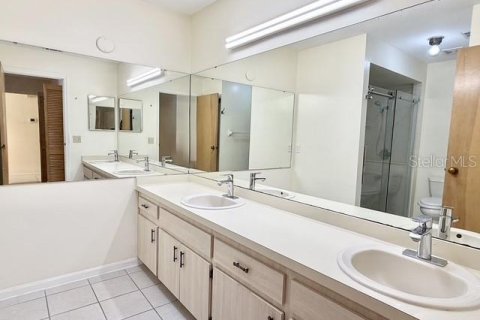 Villa ou maison à louer à Orlando, Floride: 3 chambres, 141.68 m2 № 2148958 - photo 17