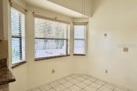Villa ou maison à louer à Orlando, Floride: 3 chambres, 141.68 m2 № 2148958 - photo 10