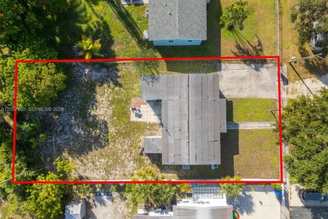 House in Fort Lauderdale, Florida 3 bedrooms, 100.71 sq.m. № 2248840 - photo 30