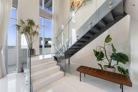 Condo in Miami, Florida, 3 bedrooms  № 1756663 - photo 14