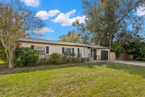 Casa en venta en Saint Petersburg, Florida, 3 dormitorios, 101.45 m2 № 2156098 - foto 2
