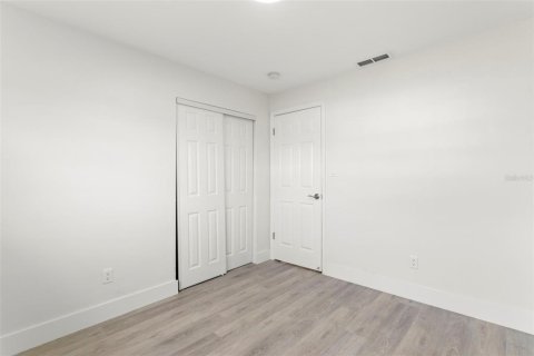 Casa en venta en Saint Petersburg, Florida, 3 dormitorios, 101.45 m2 № 2156098 - foto 20