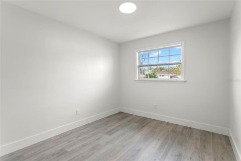 Casa en venta en Saint Petersburg, Florida, 3 dormitorios, 101.45 m2 № 2156098 - foto 19