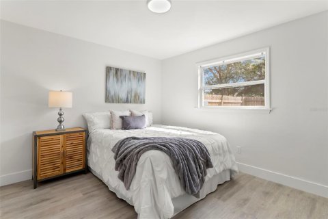 Casa en venta en Saint Petersburg, Florida, 3 dormitorios, 101.45 m2 № 2156098 - foto 13