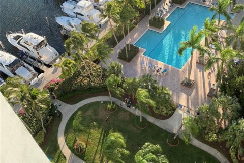 Condo in Aventura, Florida, 2 bedrooms  № 1867322 - photo 5