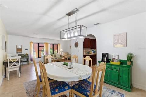 Villa ou maison à vendre à Port Charlotte, Floride: 3 chambres, 185.8 m2 № 2329226 - photo 21