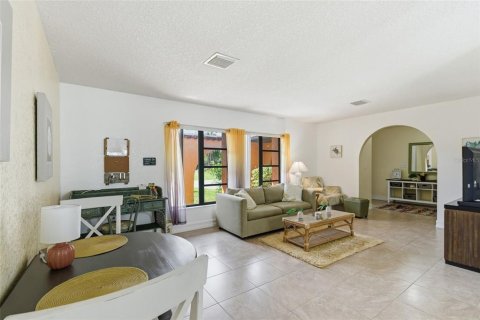 Villa ou maison à vendre à Port Charlotte, Floride: 3 chambres, 185.8 m2 № 2329226 - photo 23