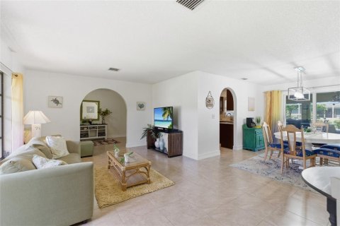 Villa ou maison à vendre à Port Charlotte, Floride: 3 chambres, 185.8 m2 № 2329226 - photo 24