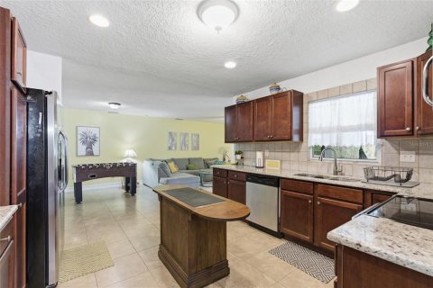 Villa ou maison à vendre à Port Charlotte, Floride: 3 chambres, 185.8 m2 № 2329226 - photo 17