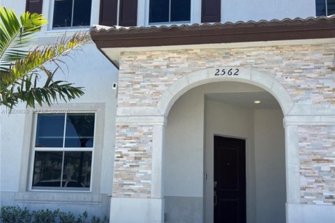 Adosado en alquiler en Homestead, Florida, 3 dormitorios, 149.76 m2 № 2074120 - foto 9