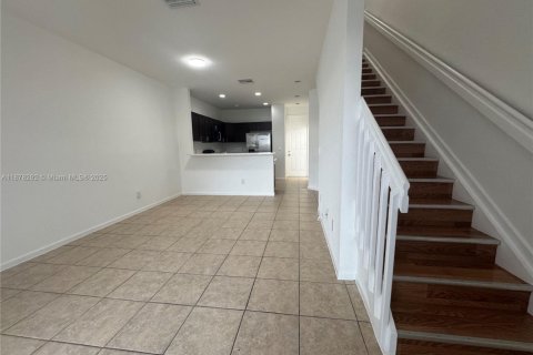 Touwnhouse à vendre à Lauderhill, Floride: 3 chambres, 190.45 m2 № 1921376 - photo 22