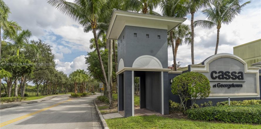 Touwnhouse à Lauderhill, Floride 3 chambres, 190.45 m2 № 1921376