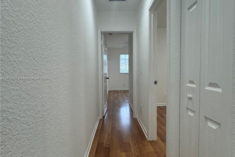 Touwnhouse à vendre à Lauderhill, Floride: 3 chambres, 190.45 m2 № 1921376 - photo 23