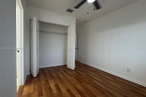 Touwnhouse à vendre à Lauderhill, Floride: 3 chambres, 190.45 m2 № 1921376 - photo 20