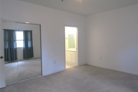 Купить кондоминиум в Сарасота, Флорида 8 комнат, 112.6м2, № 2222639 - фото 12