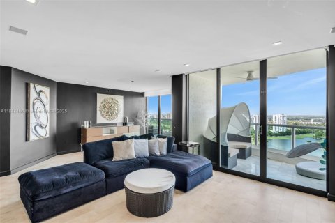 Купить кондоминиум в Авентура, Флорида 6 спален, 606.28м2, № 1845626 - фото 12