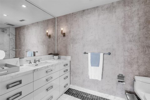 Купить кондоминиум в Авентура, Флорида 6 спален, 606.28м2, № 1845626 - фото 23