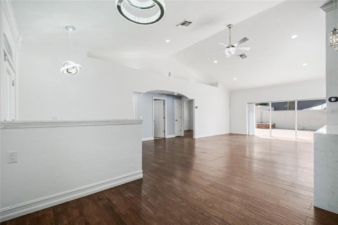 Villa ou maison à vendre à Haines City, Floride: 3 chambres, 163.88 m2 № 2419772 - photo 8