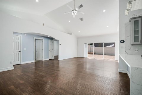 Villa ou maison à vendre à Haines City, Floride: 3 chambres, 163.88 m2 № 2419772 - photo 18
