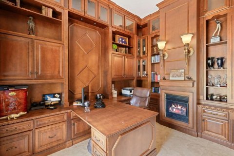 House in Windermere, Florida 5 bedrooms, 567.17 sq.m. № 1831955 - photo 7