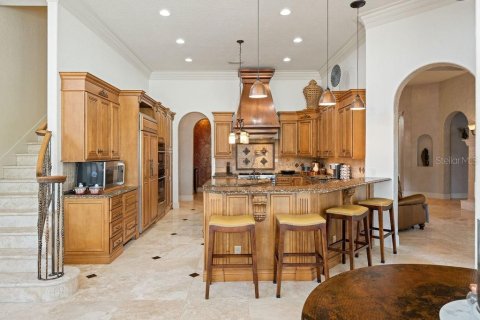 House in Windermere, Florida 5 bedrooms, 567.17 sq.m. № 1831955 - photo 10