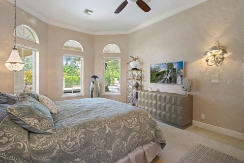 House in Windermere, Florida 5 bedrooms, 567.17 sq.m. № 1831955 - photo 24