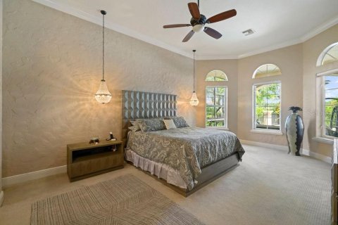 House in Windermere, Florida 5 bedrooms, 567.17 sq.m. № 1831955 - photo 23